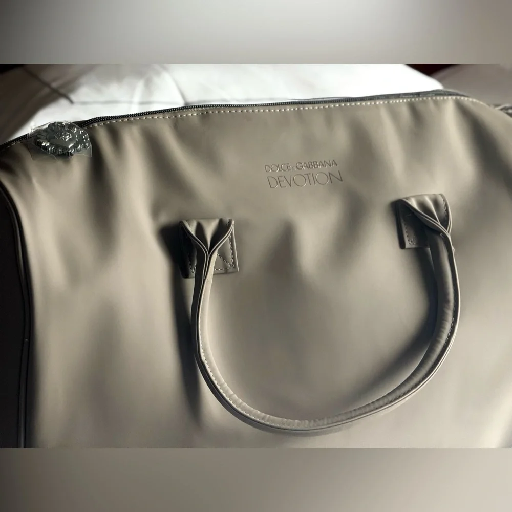 Royal Dolce & Gabbana Devotion English Gray Men's Large Duffle Bag in vegansuede